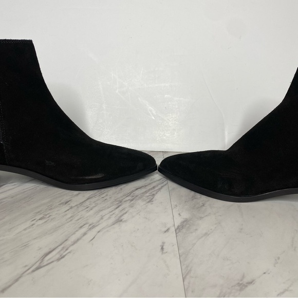 Marc Fisher Yikalo Black Suede Pointy Toe Chelsea Bootie 7M - Picture 6 of 14